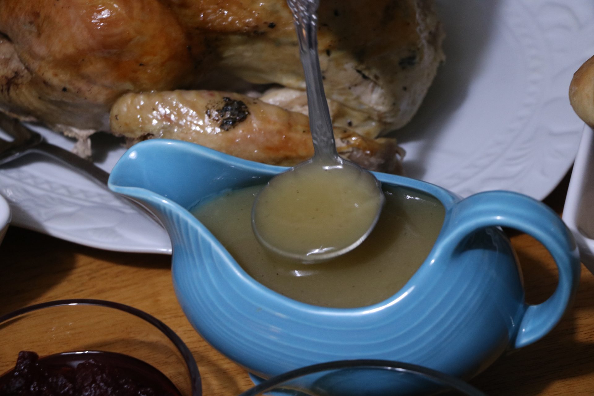 Homemade Brown Gravy Recipe (Turkey Gravy Like Grandma Made)