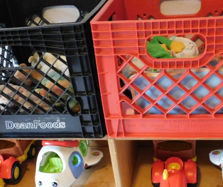 How to Organize Toys for the Daycare Room or Home