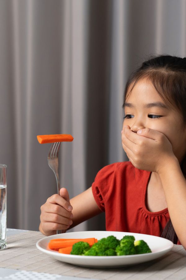 Toddler Picky Eater Solutions-Little Sprouts Learning